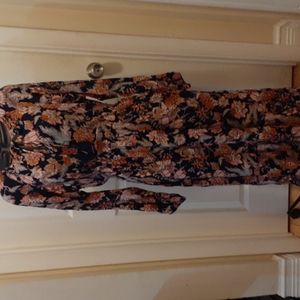 Women dress